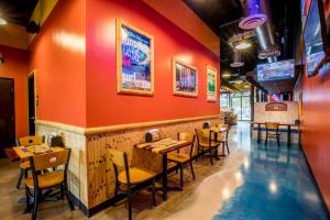 Beach-Hut-Deli-12