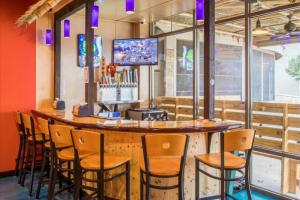 Beach-Hut-Deli-23