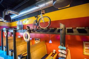 Beach-Hut-Deli-9