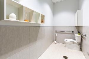 California-Closets-21