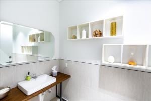 California-Closets-22