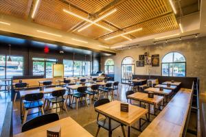 Cava-Westlake-10