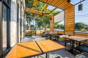 Cava-Westlake-19