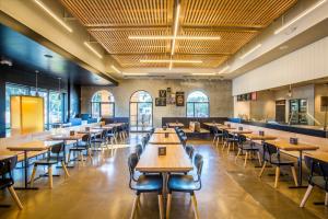 Cava-Westlake-9
