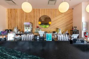 Galaxy-Cafe-17