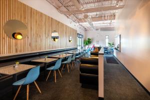 Galaxy-Cafe-5