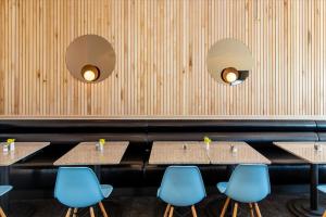 Galaxy-Cafe-7