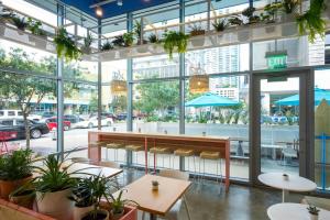 Malibu-Poke-4