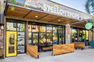 Steel-City-Pops-2
